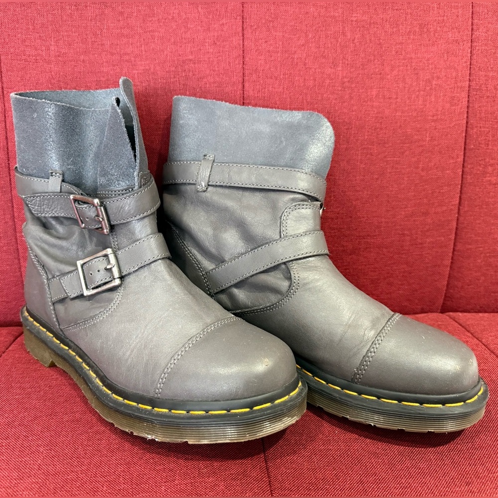 Dr. Marten’s Lead Kristy Slouch Rigger Motorcycle Boot in women’s 7UK/9US